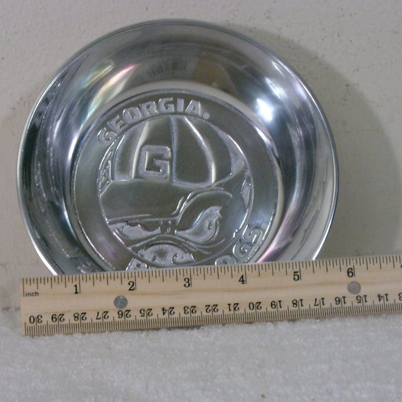 Georgia Bulldogs Nut Bowl - Aluminum - Arthur Court Designs - Picture 4 of 4